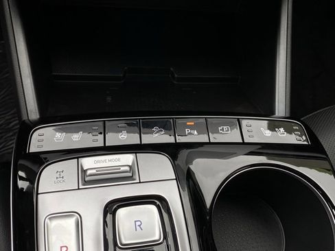 Used 2024 Hyundai Tucson Limited image 22