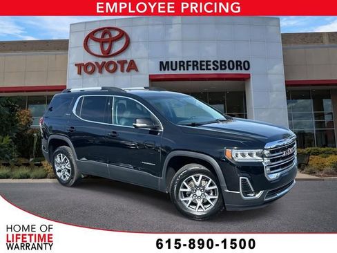 Used 2023 GMC Acadia SLT image 1