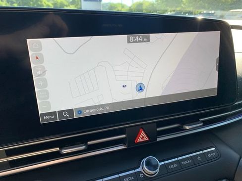 Certified 2025 Hyundai Elantra SEL FWD image 25
