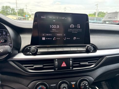 Used 2023 Kia Forte Sedan FWD image 12