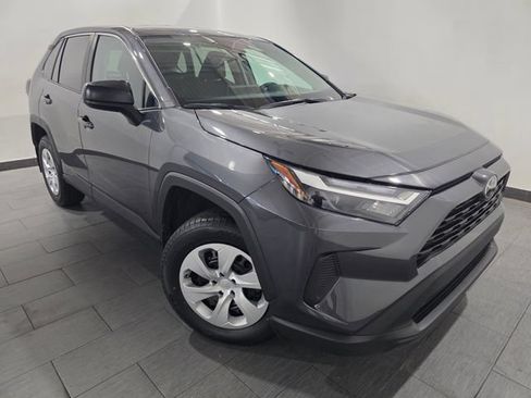 Used 2024 Toyota RAV4 LE AWD/4WD image 7