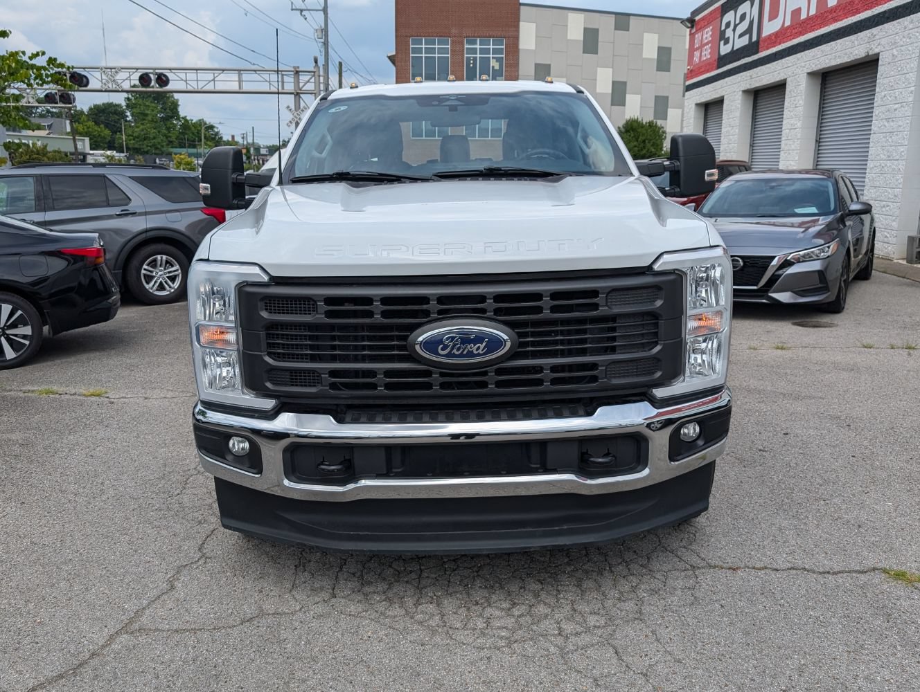 Used 2023 Ford F350 XL w/ XL Driver Assist Package AWD/4WD image 3