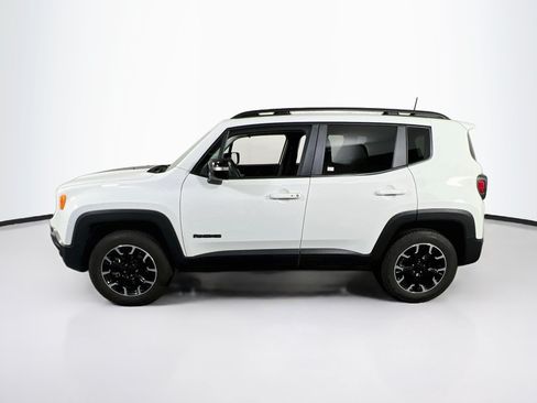 Used 2023 Jeep Renegade Latitude AWD/4WD image 8