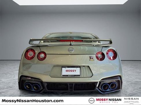 Certified 2024 Nissan GT-R w/ Floor Mat Package AWD/4WD image 5