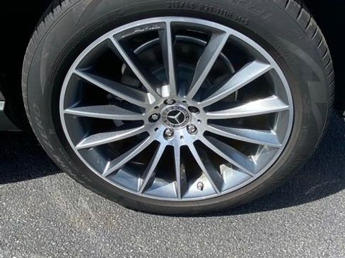 Certified 2023 Mercedes-Benz GLE 350 4MATIC w/ AMG Line Exterior image 4