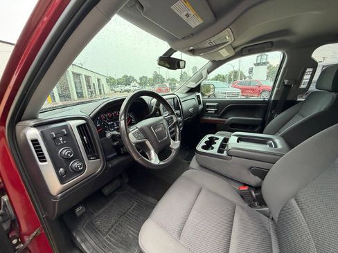Used 2018 GMC Sierra 1500 SLE w/ SLE Value Package AWD/4WD image 10