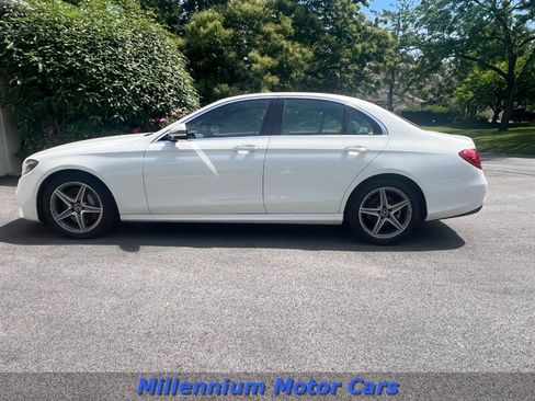 Used 2019 Mercedes-Benz E 300 4MATIC image 17