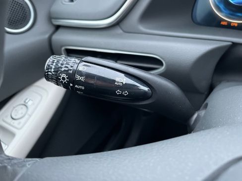 Used 2023 Hyundai Sonata SEL w/ Convenience Package image 16