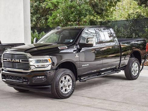 Used 2024 RAM 2500 Laramie w/ Safety Group AWD/4WD image 3