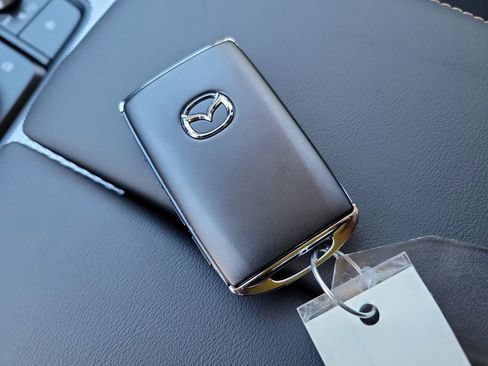 New 2026 MAZDA CX-90 3.3 Turbo w/ Preferred Package image 32