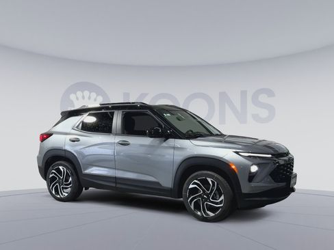 New 2026 Chevrolet TrailBlazer RS w/ Convenience Package FWD image 2