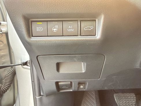 Used 2024 Toyota Grand Highlander AWD Hybrid image 12