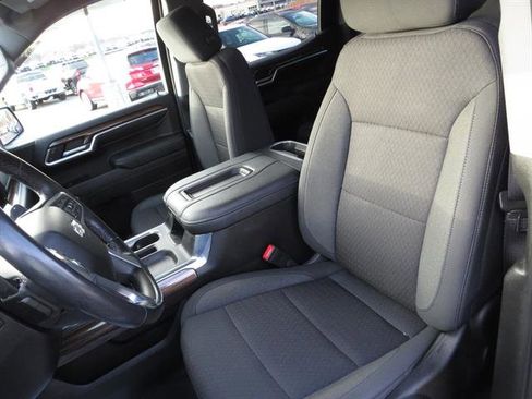 Used 2022 Chevrolet Silverado 1500 RST w/ Convenience Package II image 17