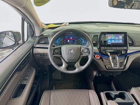 Used 2024 Honda Odyssey Elite image 27