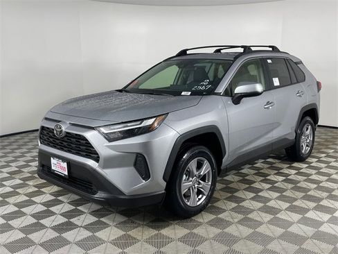New 2025 Toyota RAV4 XLE w/ Convenience Package image 1