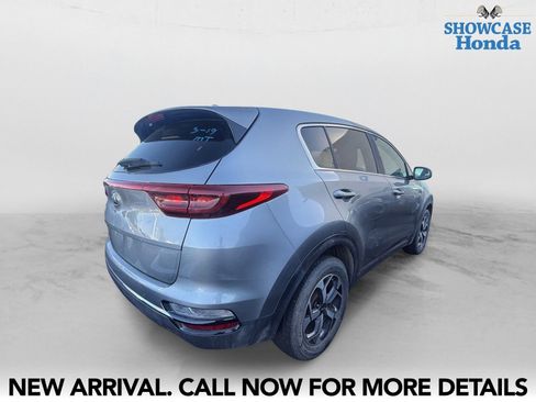 Used 2020 Kia Sportage LX image 5