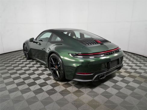 Certified 2026 Porsche 911 Carrera RWD image 3