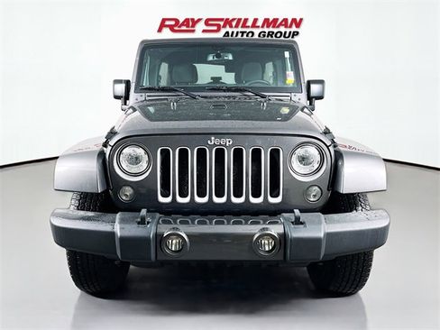 Used 2017 Jeep Wrangler Unlimited Sahara w/ Connectivity Group image 2