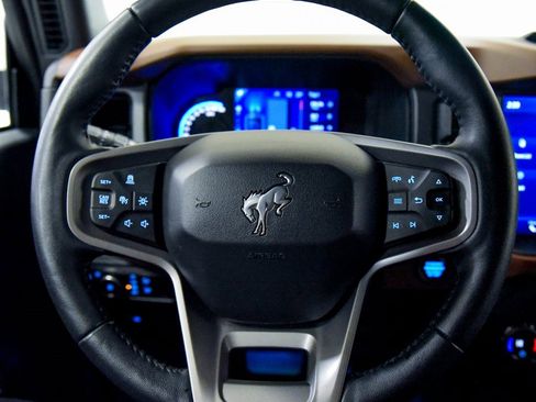 Used 2024 Ford Bronco Outer Banks image 25