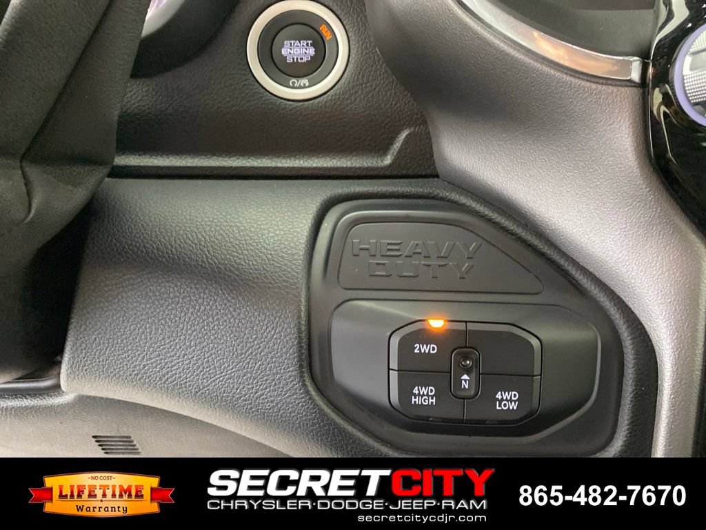 Used 2026 RAM 2500 Laramie AWD/4WD image 18