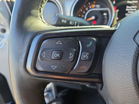 Used 2019 Jeep Wrangler Unlimited Sport S image 23