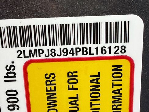 Used 2023 Lincoln Nautilus AWD w/ Premium Package image 37