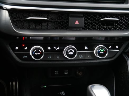 Certified 2025 Acura ADX A-Spec image 23