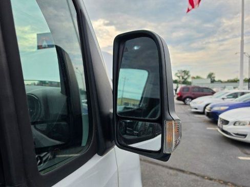 Used 2021 Mercedes-Benz Sprinter 2500 image 25