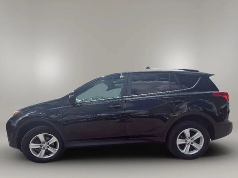 Used 2013 Toyota RAV4 XLE AWD/4WD image 4