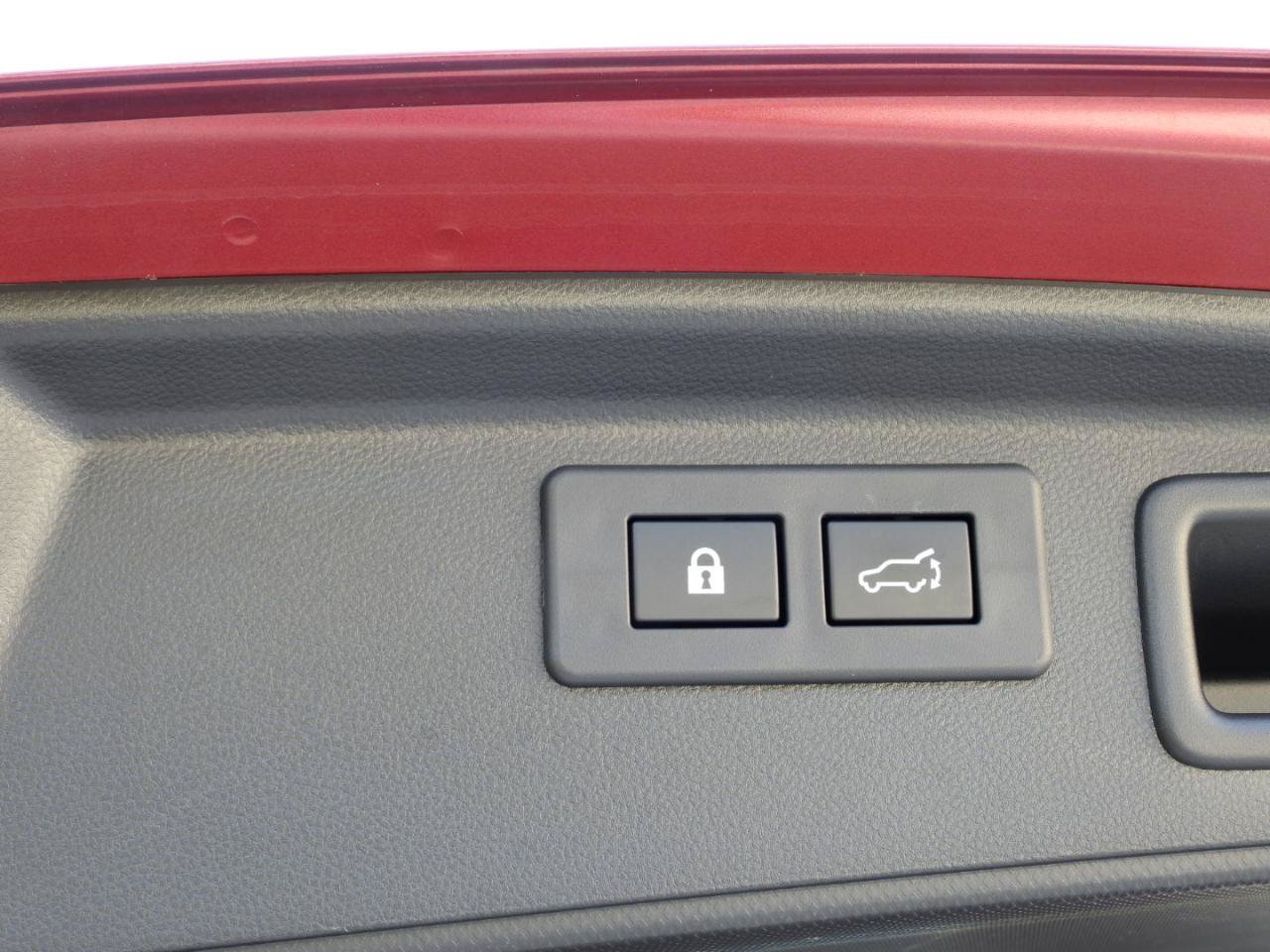 Used 2023 Subaru Forester Premium AWD/4WD image 52
