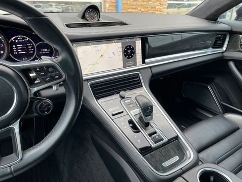 Used 2017 Porsche Panamera Turbo w/ Sport Chrono Package image 21