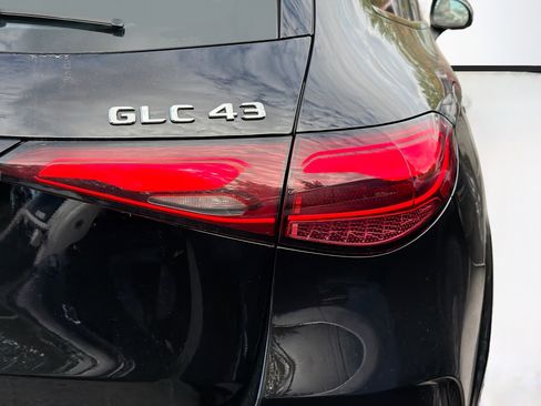 Used 2025 Mercedes-Benz GLC 43 AMG 4MATIC image 10