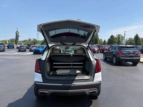 Certified 2024 Cadillac XT5 Premium Luxury w/ LPO, Floor Liner Package AWD/4WD image 16