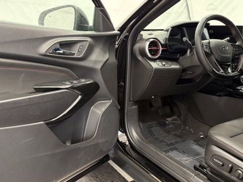 New 2026 Chevrolet Trax RS w/ Driver Confidence Package image 30