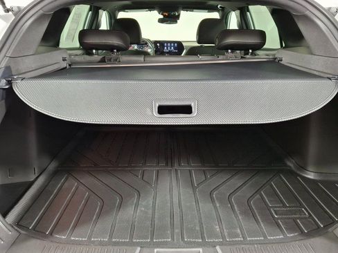 Used 2025 Chevrolet Trax RS w/ Sunroof Package image 28