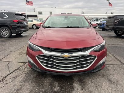 Used 2019 Chevrolet Malibu LT w/ Leather Package