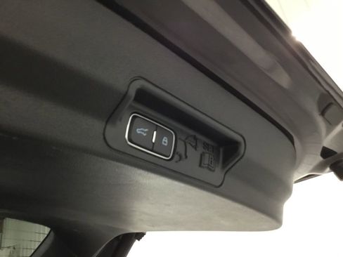 Used 2020 Ford Explorer Limited w/ Class III Trailer Tow Package image 19