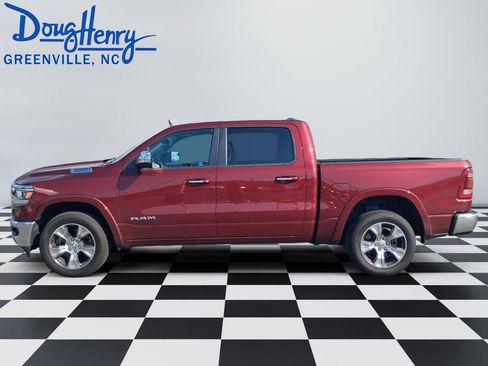 Used 2022 RAM 1500 Laramie AWD/4WD image 2
