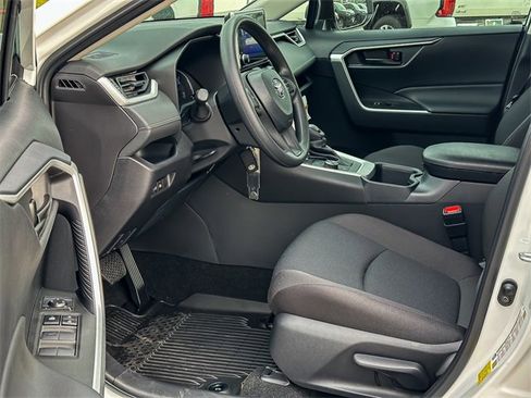 New 2025 Toyota RAV4 LE image 10