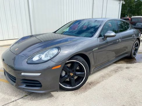 Used 2015 Porsche Panamera S RWD image 1