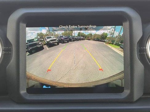 Certified 2022 Jeep Wrangler Unlimited Sahara w/ Cold Weather Group AWD/4WD image 23