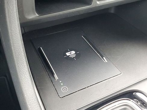 Used 2025 Honda Pilot EX-L image 28