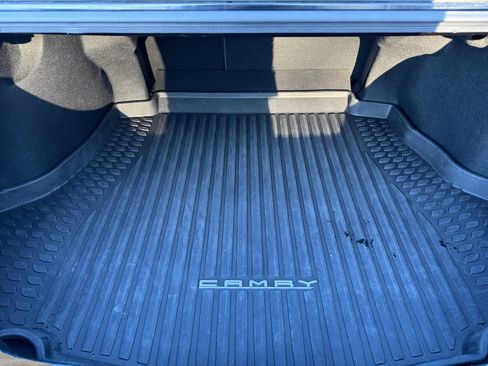 Used 2020 Toyota Camry LE image 12