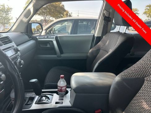 Used 2013 Toyota 4Runner SR5 RWD image 11