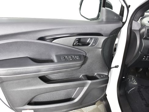 Certified 2023 Honda Passport Elite image 38