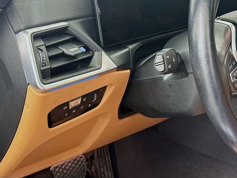 Used 2023 BMW i4 eDrive35 w/ Premium Package image 17