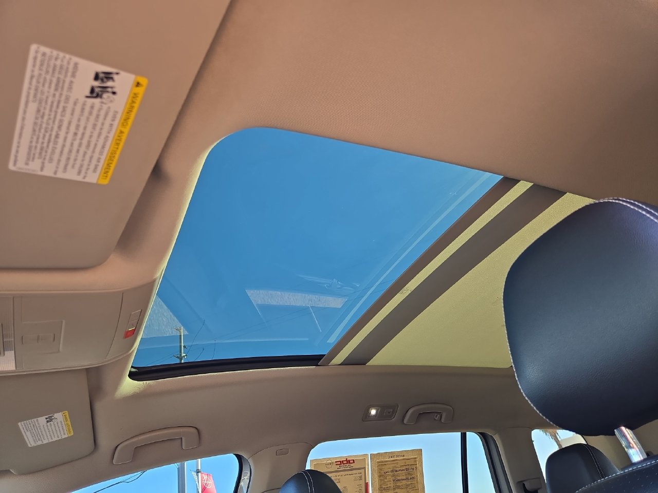Used 2021 Volkswagen Atlas SE w/ Panoramic Sunroof Package FWD image 30