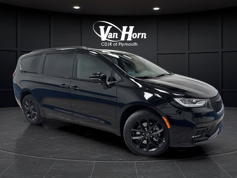 New 2026 Chrysler Pacifica Select AWD/4WD image 41