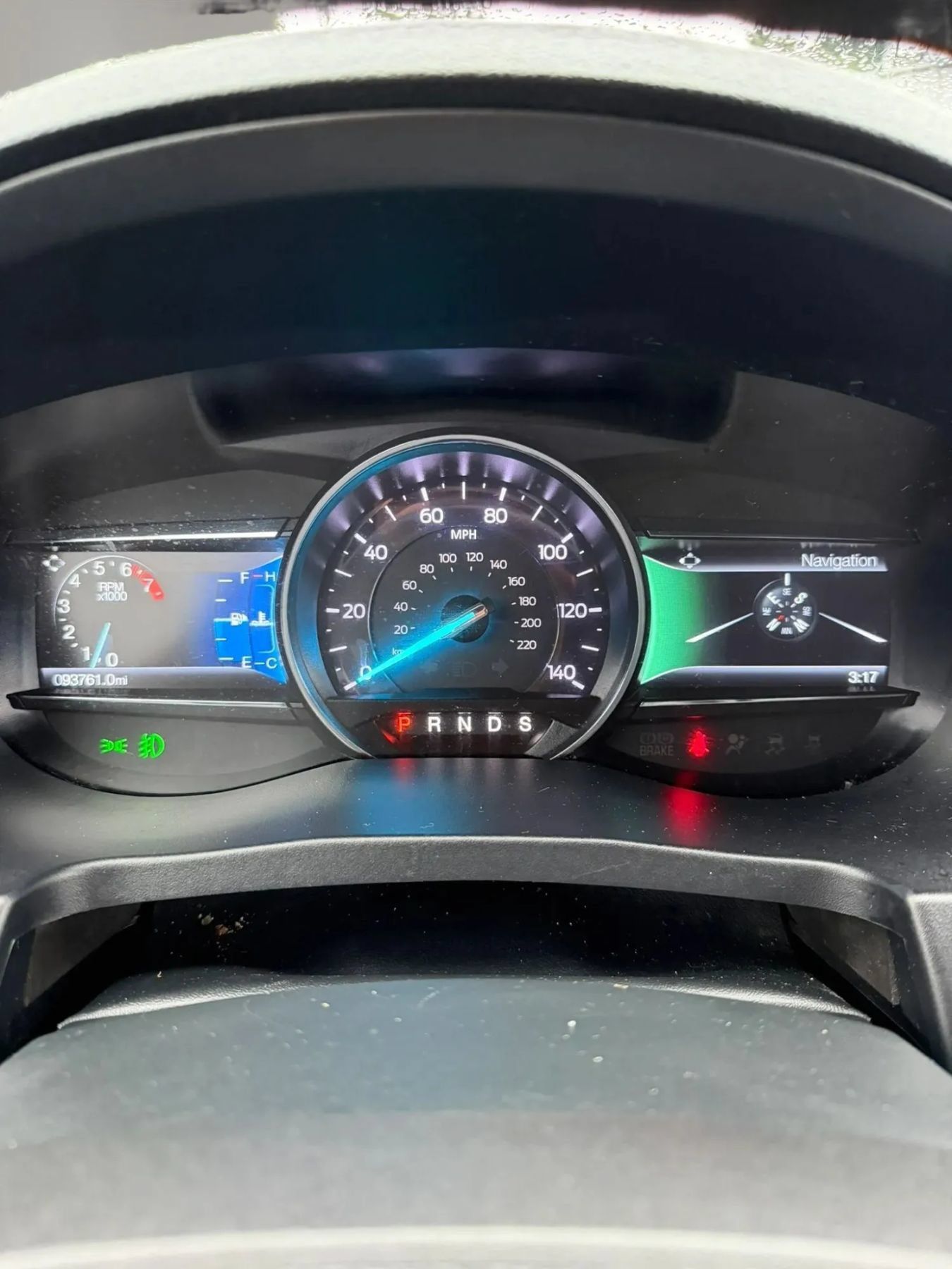 Used 2018 Ford Explorer XLT w/ Equipment Group 202A AWD/4WD image 21
