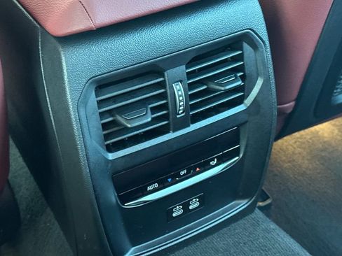 Used 2023 BMW i4 eDrive35 image 13